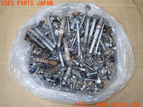 3UPJ=18310720]インプレッサWRX_STI(GRB C型)ネジ・ナット・ステー類 ジャンク_m0