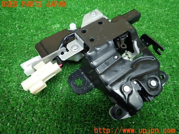 3UPJ=18370579]ロードスター(ND5RC)前期 トランクリッドロック  アクチュエーター 中古_m0