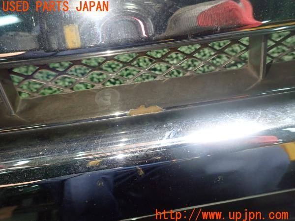 3UPJ=18470047]ランドクルーザー100(UZJ100W)前期 UNCLE 725B2 FJ100 フロントグリル メッキ 中古_m1