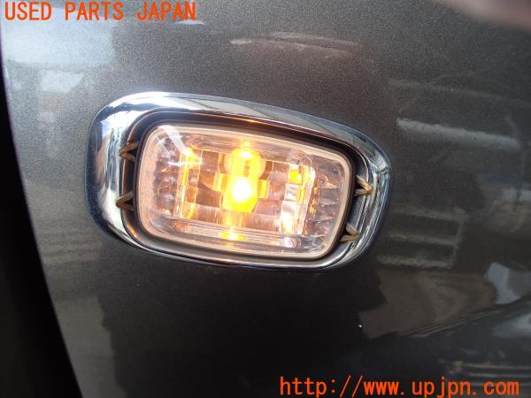 3UPJ=18470530]ランドクルーザー100(UZJ100W)前期 CGC 3166C サイドマーカー 中古_m4