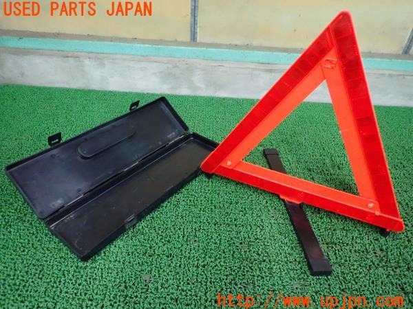 3UPJ=18490643]VW ワーゲン ルポ GTI(6EAVY)Signal-Ace シングルエース 三角停止板 表示板 中古_m1