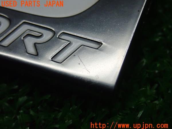 3UPJ=18710008]レクサス IS300h Ｆスポーツ(AVE30)純正 フロントフェンダー エンブレム 中古_m4