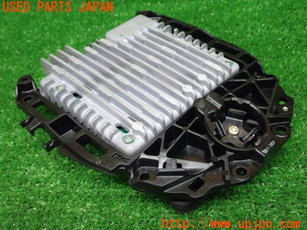 3UPJ=18740560]テスラ モデルS 85(SL1SA)単眼カメラ 1038482-99-H 中古_m2