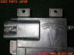 3UPJ=18740579]テスラ モデルS 85(SL1SA)リアジャンクションボックス 1021154-02-J 中古_s3