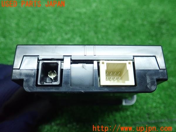 3UPJ=18890503]C-HR ハイブリッド(ZYX11)純正ビルトイン 08686-00360 ETC車載器 中古_m3