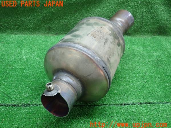 3UPJ=18970159]ベンツ B200 d(247012)純正 A177 490 39 02 触媒 中古_m1