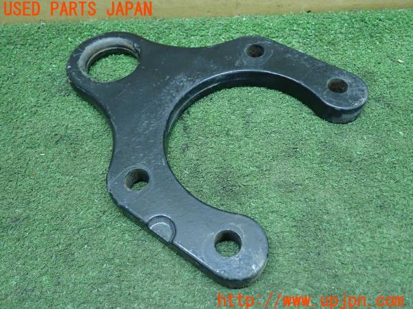 3UPJ=19100023]ジープラングラー アンリミテッド(JK38L)純正 52060377AB フロントバンパートーフック 牽引フック 中古_m1