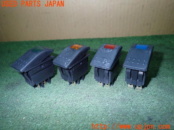 3UPJ=19100532]ジープラングラー アンリミテッド(JK38L)社外 スイッチ 中古_m1