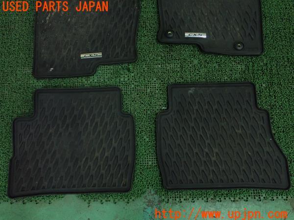 3UPJ=19190629]CX-5(KF2P)純正 フロアマット 中古_m3
