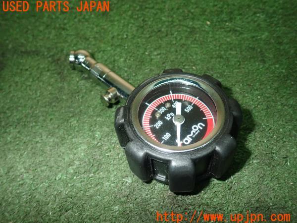 3UPJ=19240640]ベンツ C220 d(205004 W205)amaon エーモン エアゲージ 中古_m0