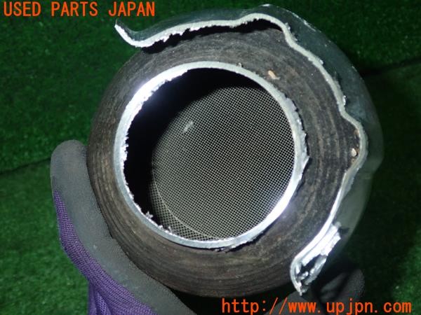3UPJ=19250159]レクサス UX250h(MZAH10)純正 触媒 マニバーター マテリアル 約1.5Kg 切断加工品 ジャンク_m2