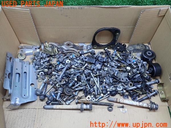 3UPJ=19270720]アルファロメオ・147(937AXL)ネジ・ナット・ステー類 セット ジャンク_m0