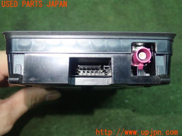 3UPJ=19320579]アウディ Q4 スポーツバック e-tron(FZEBJ)純正 4N0 035 502B ワイヤレス充電器 中古_m2