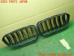 3UPJ=19520047]BMW M5(FV44M F10)社外 フロントグリル 中古_s3