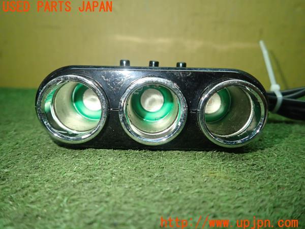 3UPJ=19590542]BMW Z3 ロードスター(CL20 E36/7)後期 YANTU USB・シガーソケット 中古_m1