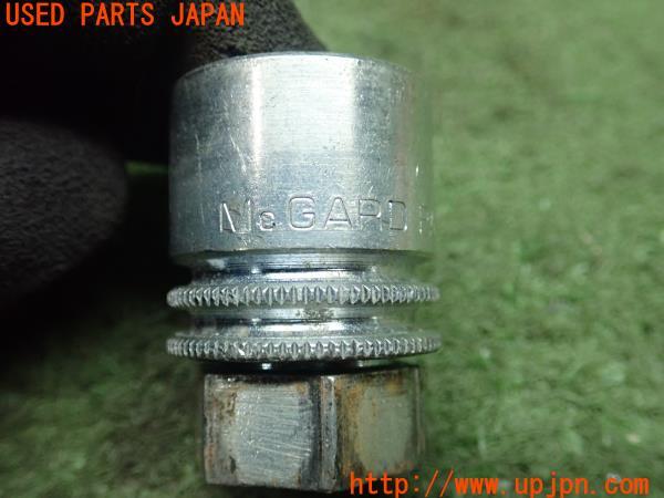 3UPJ=19910968]ランクル100(UZJ100W)前期 McGard マックガード ホイールロックナット 中古_m4