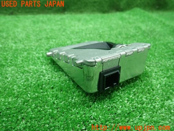 3UPJ=19920560]ベンツ SLC 200(172434 R172)純正 0009027632 フロントカメラ 中古_m1