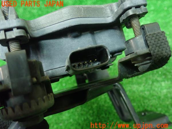 3UPJ=20050540]レクサス LS460(USF40)純正 フロントミリ波レーダー センサー 88210-50121 中古_m2