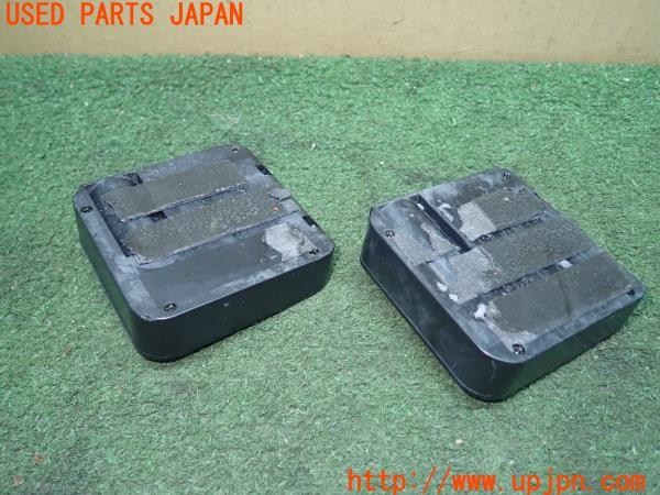 3UPJ=20080590]ベンツ SL500(230475 R230)社外 カーテシランプ メーカーロゴ 中古_m1
