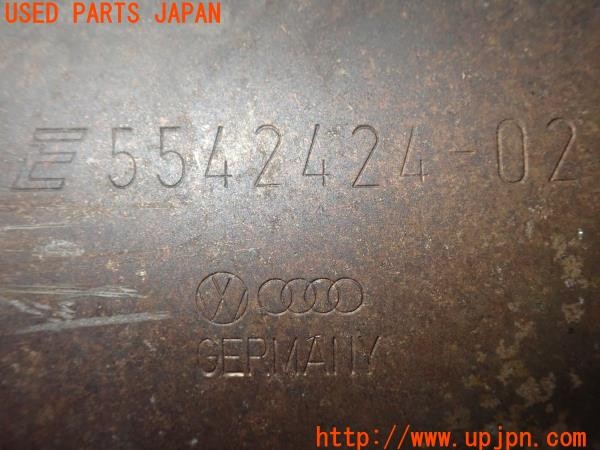 3UPJ=20150159]ベントレー コンチネンタル GT(BCBEB)触媒 マニバーター マテリアル 約3.4㎏ 切断加工品 ジャンク_m4