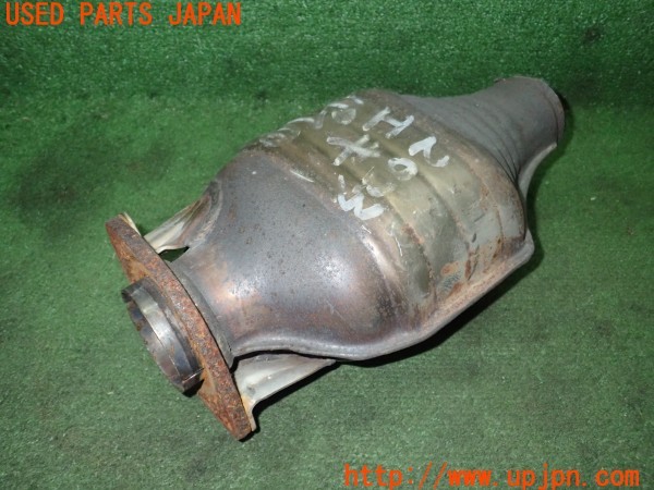 3UPJ=20230159]レクサス SC430(UZZ40)後期 純正 触媒 マニバーター マテリアル 約2.3Kg 切断加工品 ジャンク_m0