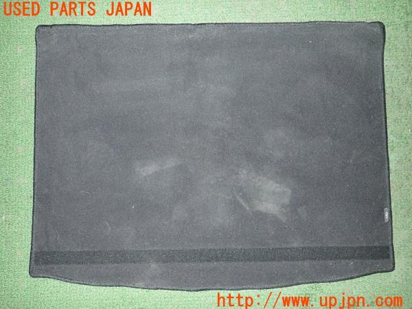 3UPJ=20280634]ベンツ B180(247084)純正 A2476841500 ラゲッジマット 中古_m0