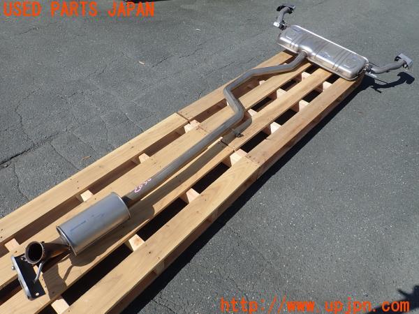 3UPJ=20300152]ベンツ CLA180(117342 C117)純正 マフラー 中古 【引取限定】_m1