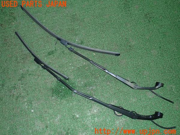 3UPJ=20310065]ステップワゴン スパーダ(RP6)純正 ワイパーアーム 中古_m1