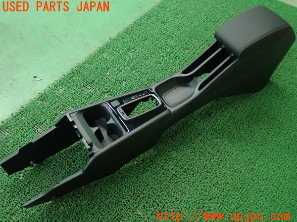 3UPJ=20370621]WR-V(DG5)純正 アームレスト付センターコンソール 中古_m0