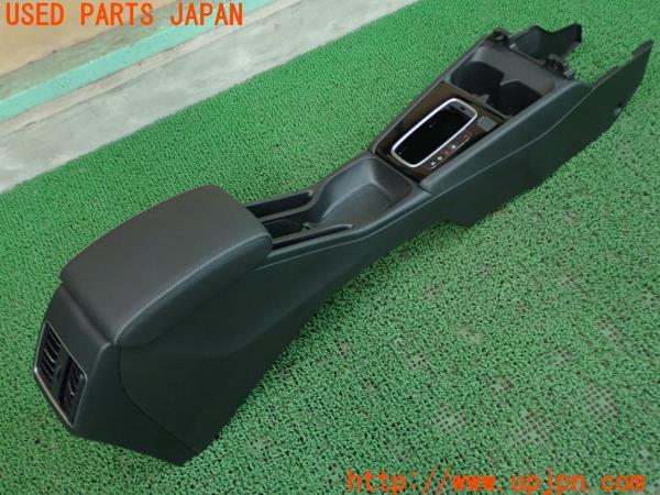 3UPJ=20370621]WR-V(DG5)純正 アームレスト付センターコンソール 中古_m1