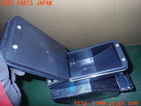 3UPJ=20440652]ジープ(J59)社外 センターコンソール ボックス アームレスト 中古_m2