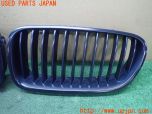 3UPJ=20460047]BMW 523i ツーリング(XL20 F11)社外 フロントグリル キドニーグリル 中古_s2