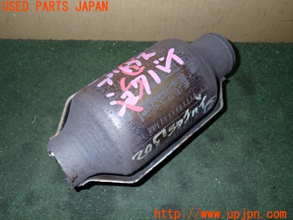 3UPJ=20510159]プリウスPHV(ZVW52)前期 純正 触媒 マニバーター マテリアル 約1.6㎏ 切断加工品 ジャンク_m0