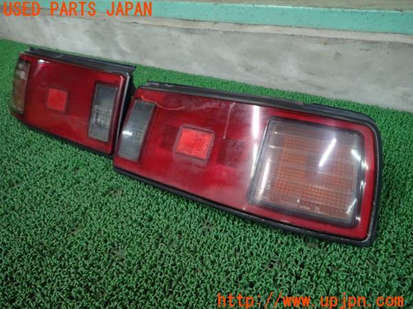 3UPJ=20610547]スープラ(MA70)純正 左右テールランプ テールライト KOITO33-05502L/R TOYOTA14-154A/B中古_m2