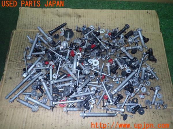 3UPJ=20640720]BMW ミニ(MINI)クーパーS(XR20M F56)ネジ・ナット・ステー類 セット ジャンク_m0