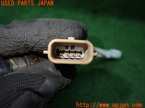 3UPJ=20840542]セレナ(HFC27)純正 H8201575684 O2センサー 中古_m3