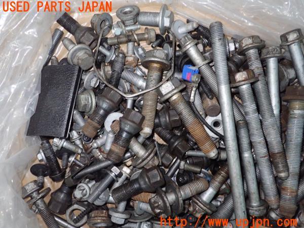 3UPJ=20920720]BMW・X5(ZW30S)ネジ・ナット・ステー類 ジャンク_m2