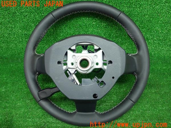 3UPJ=20980617]GR86 RZ(ZN8)純正 ステアリングホイール 中古_m1