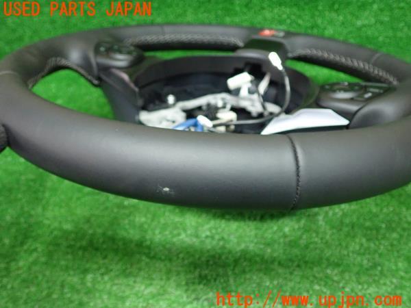 3UPJ=20980617]GR86 RZ(ZN8)純正 ステアリングホイール 中古_m2