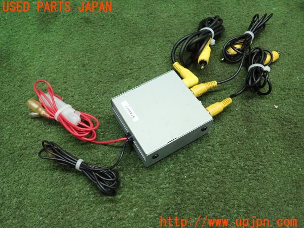 3UPJ=21040512]ポルシェ カイエン S ハイブリッド(92ACGE 958型)ENDY エンディー EVC-700A 映像信号分配器 中古_m1