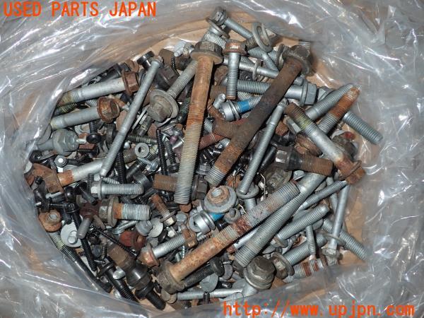 3UPJ=21120720]BMW・MINI_Crossover(XDJCW)ネジ・ナット・ステー類 ジャンク_m0