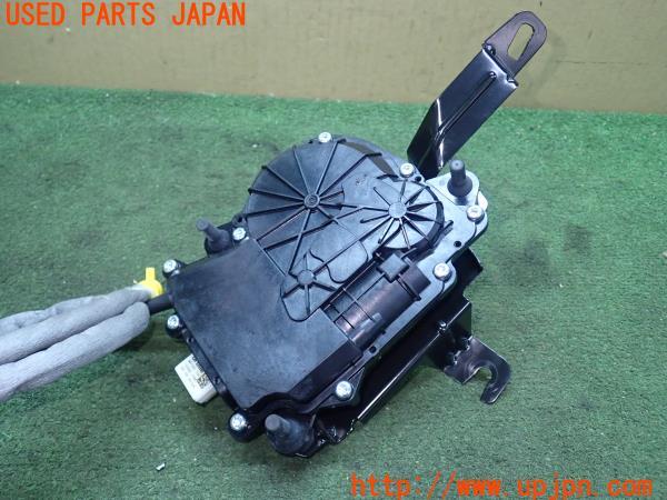 3UPJ=21230566]BMW 320i(3B20 F31)純正 バックドアロックアクチュエーター 中古_m1