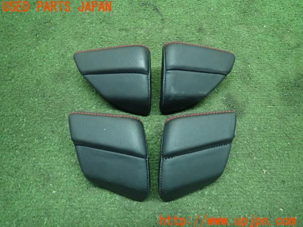 3UPJ=21250624]ポルシェ パナメーラ GTS(970M48A)純正 アームレストカバー 中古_m0