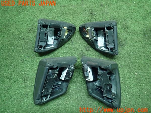 3UPJ=21250624]ポルシェ パナメーラ GTS(970M48A)純正 アームレストカバー 中古_m1