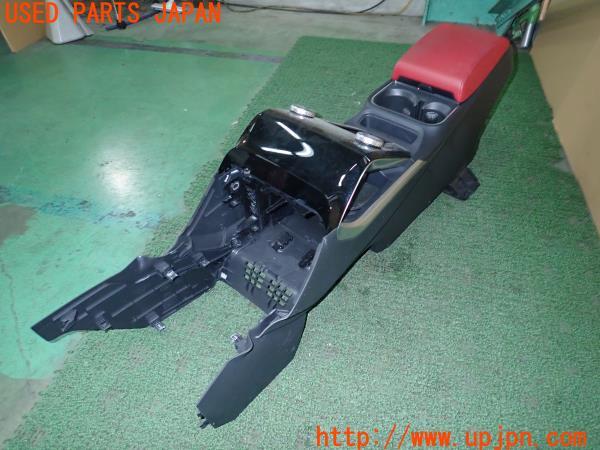 3UPJ=21260621]ジャガー Iペイス HSE(DH1AA)純正 センターコンソール 中古_m1