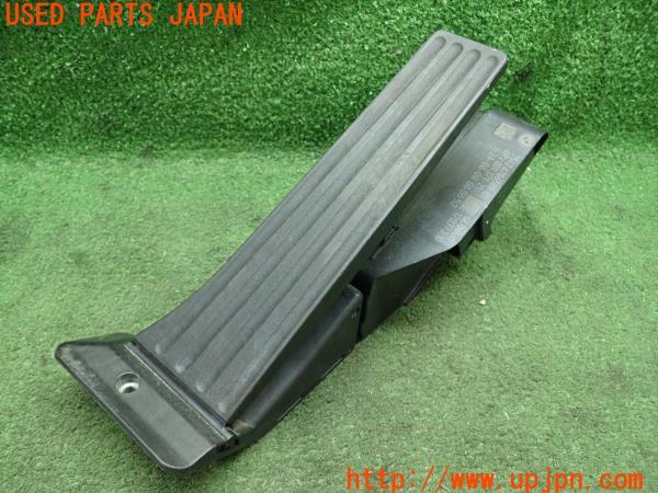 3UPJ=21340630]BMW 135i(UC35 E82)純正 6PV009379-21 アクセルペダル 中古_m0
