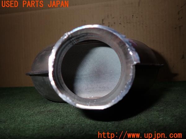 3UPJ=21380159]BMW 118d(1S20 F20)純正 触媒 マニバーター マテリアル 約1.7kg 切断加工品 ジャンク_m4
