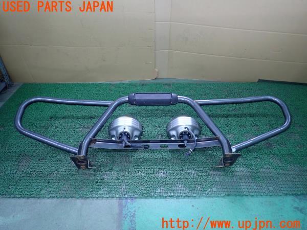 3UPJ=21400022]ランクル70(HZJ73HV)中期 純正 グリルガード KOITO フォグランプ付き 中古_m1