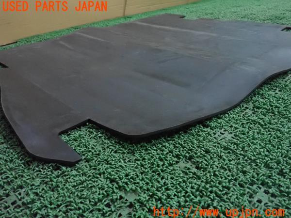 3UPJ=21460634]レンジローバー イヴォーク(LV2A L538系)純正 BJ3M-454A14-AA ラゲッジマット 中古_m2