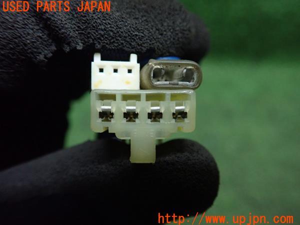 3UPJ=21560618]スープラ GTツインターボ(GA70H A70型)社外 S-013 ステアリングボス 中古_m4